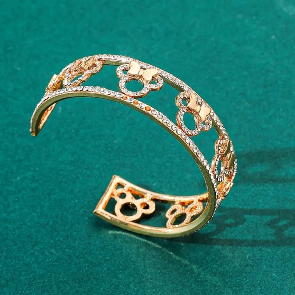 Minnie Mouse Bracelet, Minnie Mouse Cuff - Picture 4 of 8